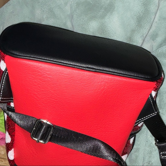 BNWT Loungefly Red and White Sequin Minnie Mouse Mini Backpack RARE! - Picture 6 of 6